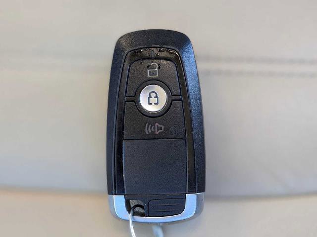 Certified 2018 Ford Edge SEL w/ Equipment Group 201A image 34