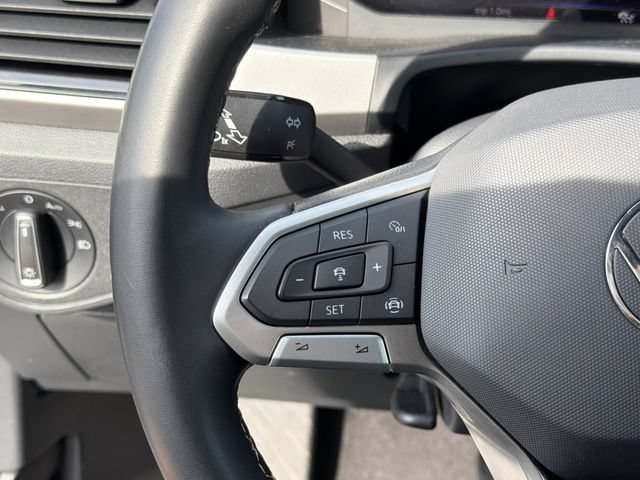 Used 2023 Volkswagen Atlas Cross Sport SE FWD image 25