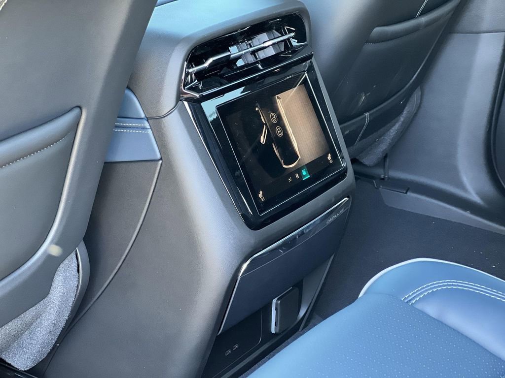 New 2025 Cadillac Escalade IQ Sport 2 image 30