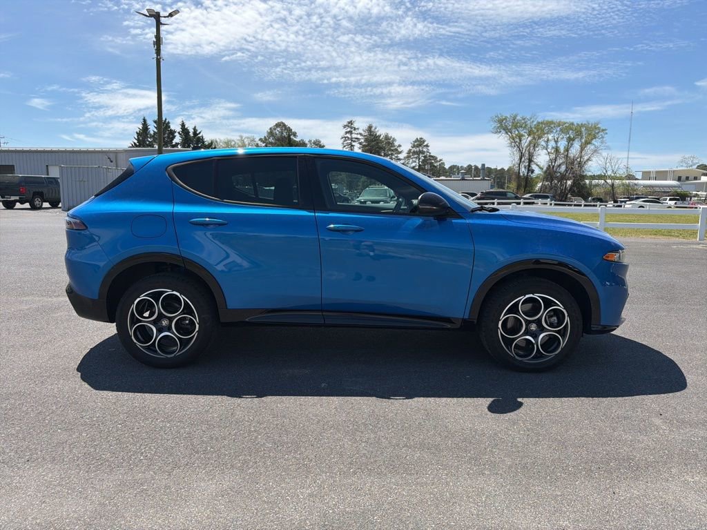 Used 2025 Alfa Romeo Tonale image 6