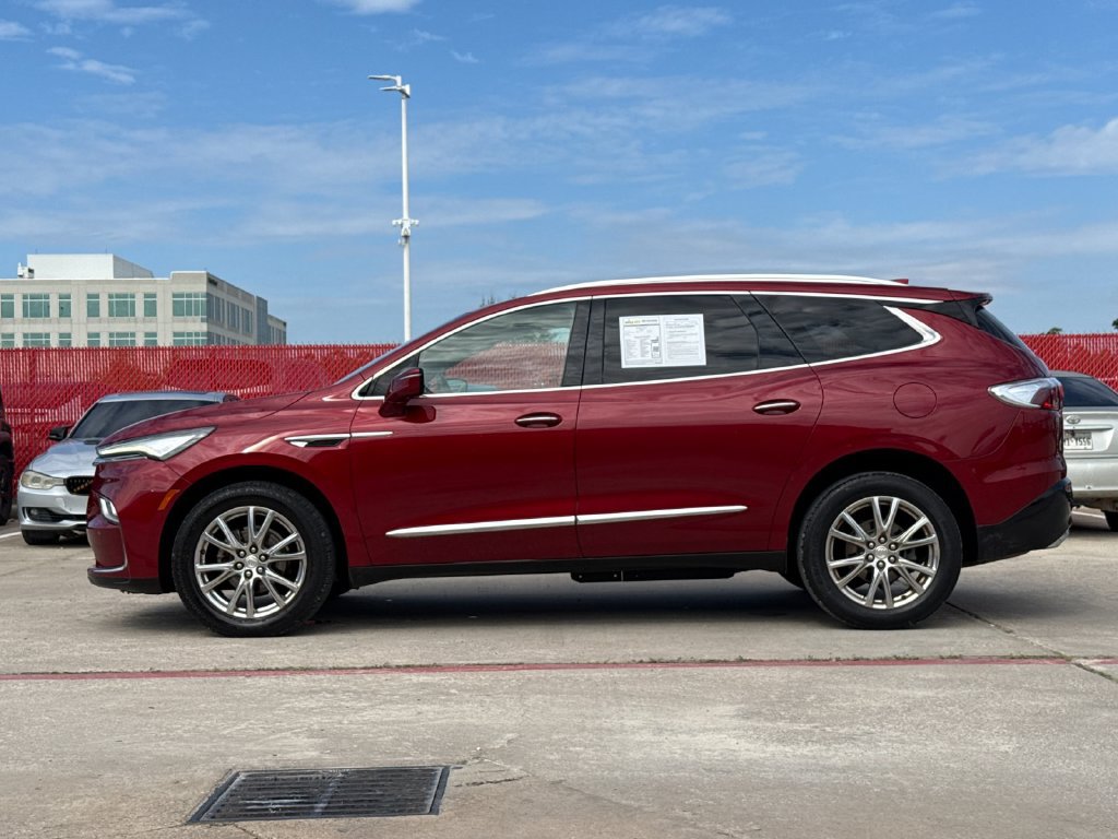 Used 2022 Buick Enclave Premium FWD image 3
