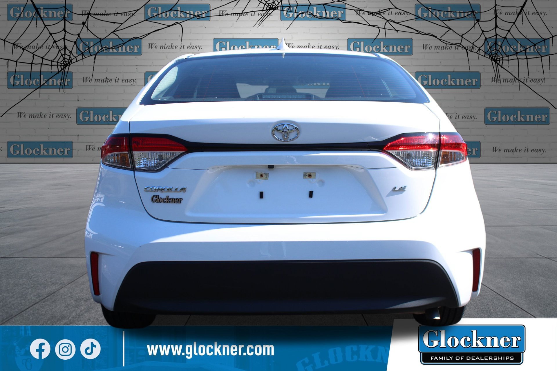 Used 2025 Toyota Corolla LE FWD image 7