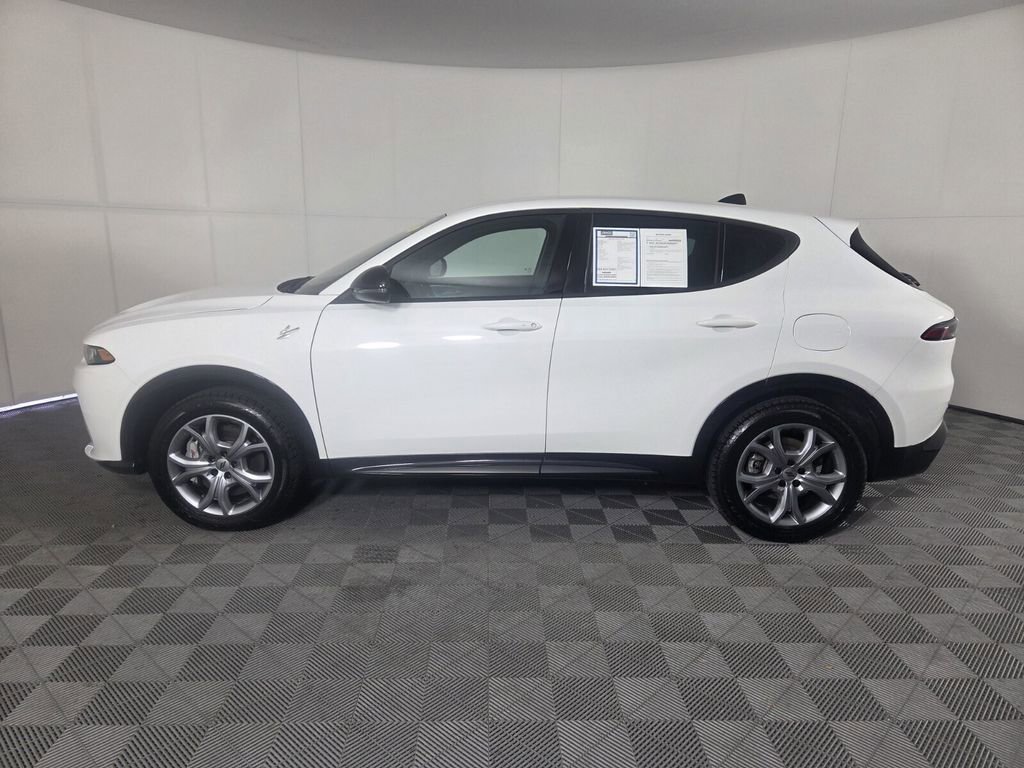 Certified 2025 Dodge Hornet R/T image 8