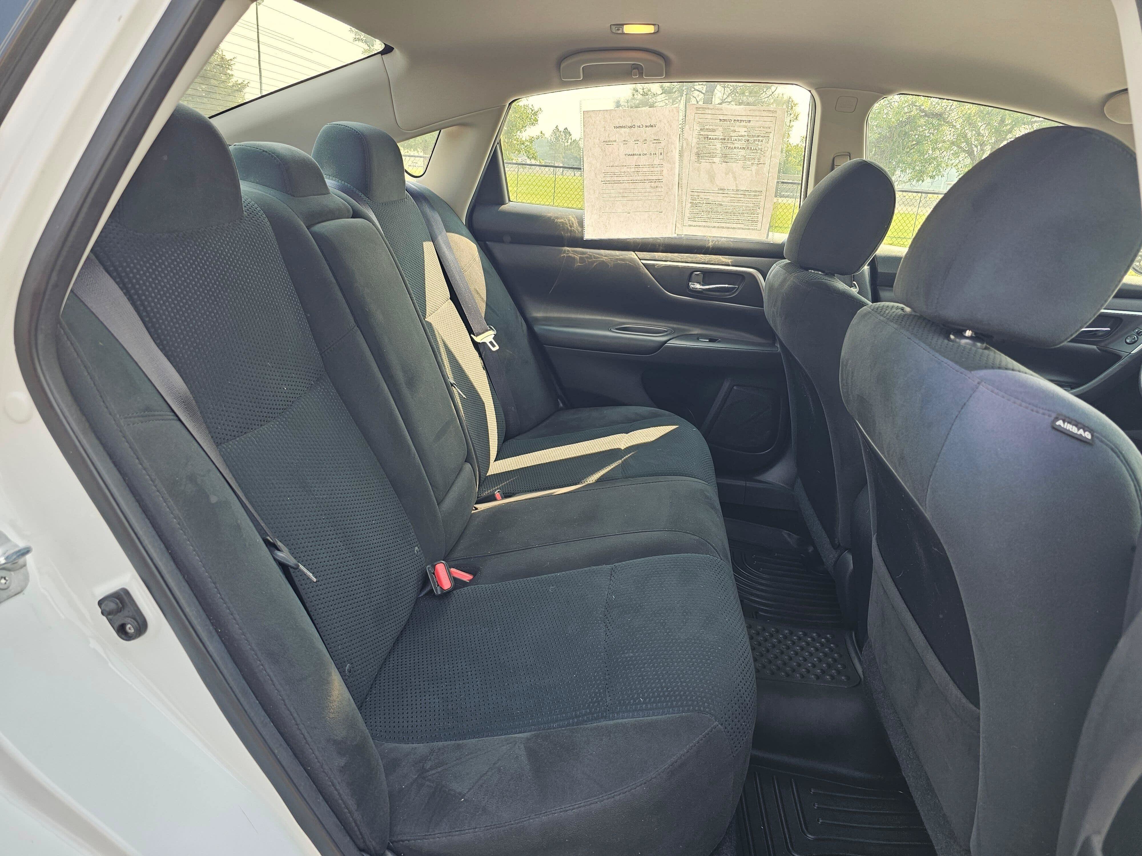 Used 2015 Nissan Altima 2.5 S FWD image 11