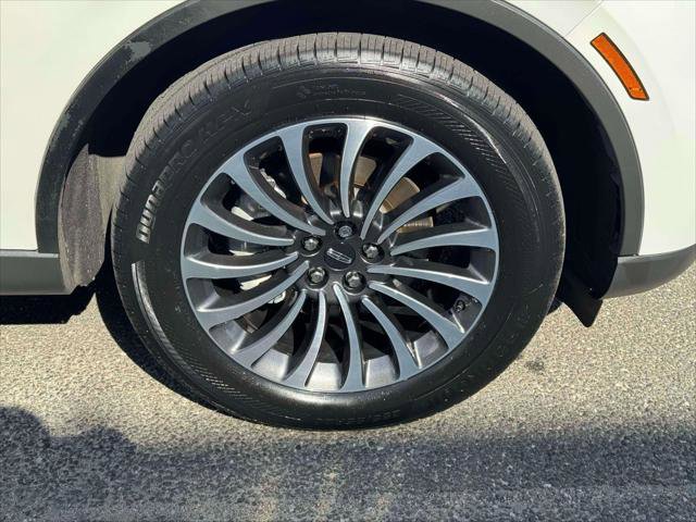 Used 2023 Lincoln Aviator Reserve w/ Elements Package Plus AWD/4WD image 9