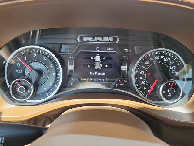 Used 2020 RAM 1500 Laramie AWD/4WD image 14