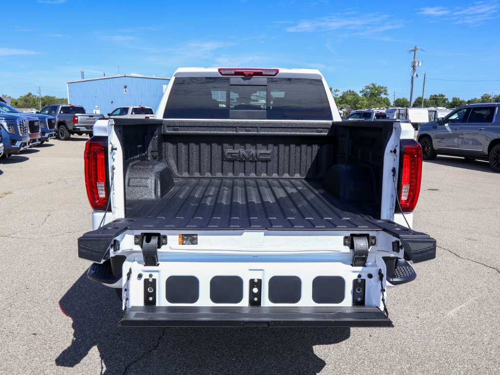 New 2026 GMC Sierra 1500 AT4 w/ AT4 Premium Package AWD/4WD image 5