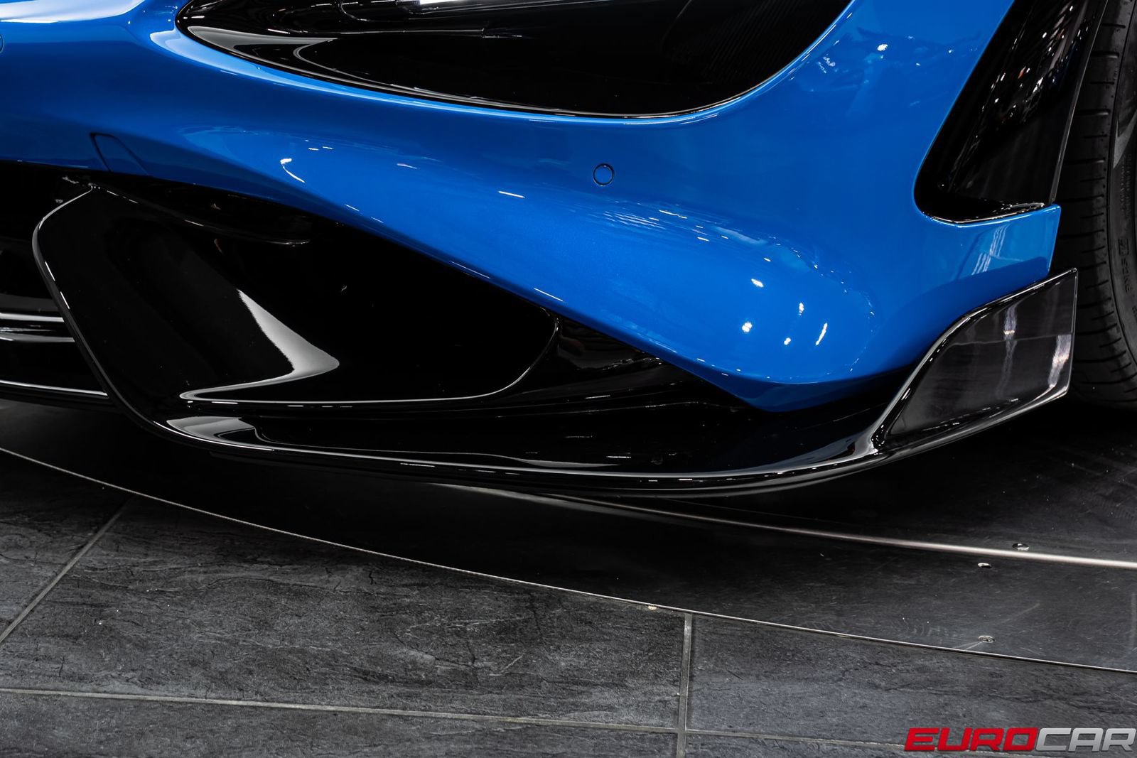 Used 2022 McLaren 765LT RWD image 16