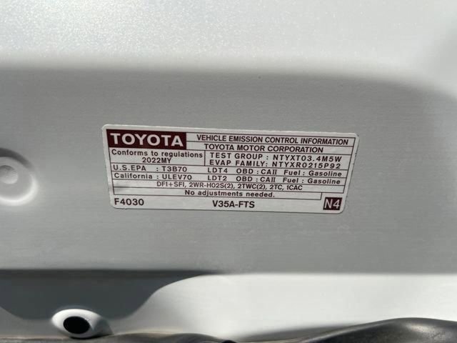 Used 2022 Toyota Tundra Platinum w/ Advanced Package image 10