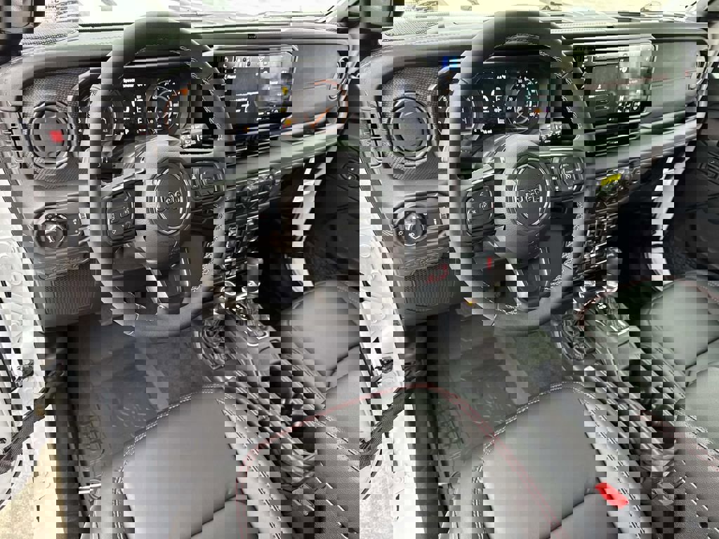 New 2026 Jeep Wrangler Unlimited Rubicon image 37