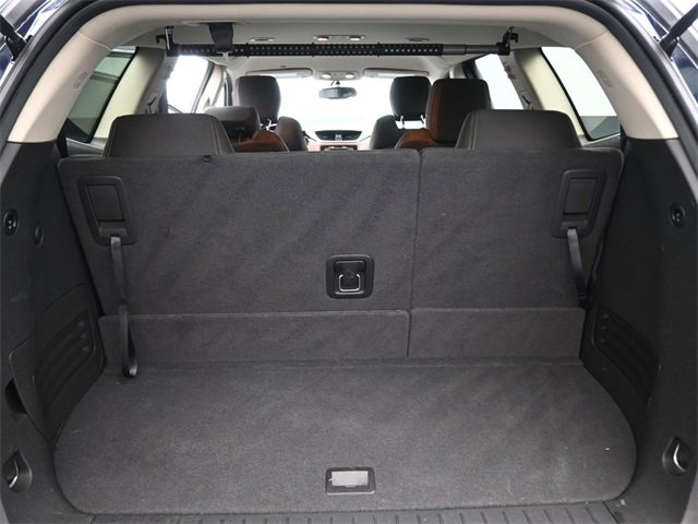 Used 2017 Chevrolet Traverse LT image 16