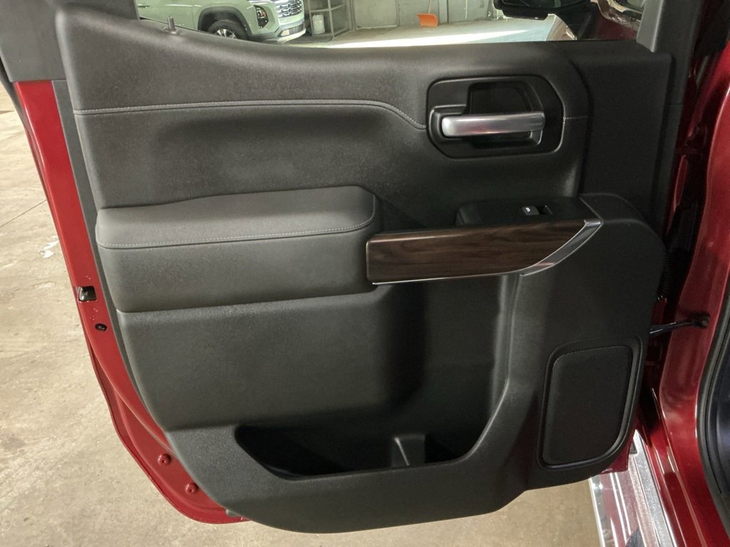 Used 2019 GMC Sierra 1500 SLT image 24