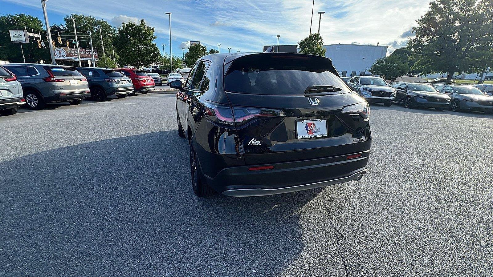 New 2027 Honda HR-V Sport image 6