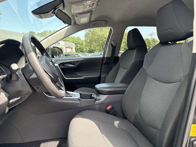 Used 2022 Toyota RAV4 XLE image 14