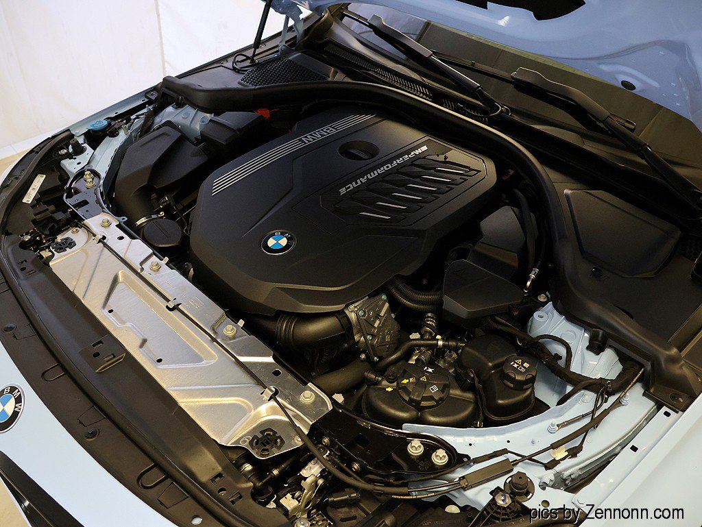 Certified 2025 BMW M240i xDrive Coupe w/ Premium Package AWD/4WD image 33