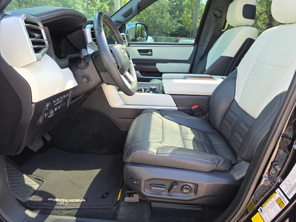Used 2024 Toyota Sequoia Capstone AWD/4WD image 27