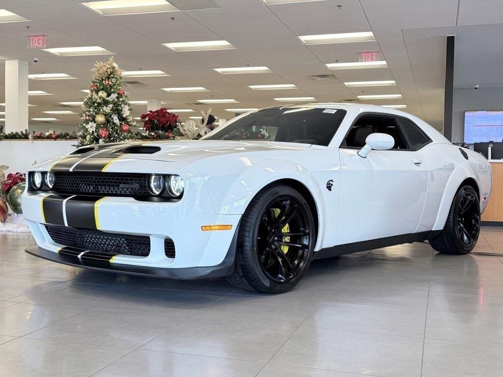 Used 2022 Dodge Challenger SRT Hellcat image 4