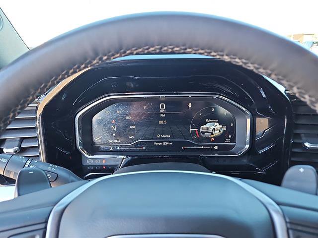 Used 2024 GMC Sierra 1500 SLT image 15