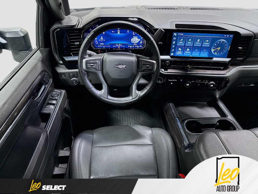 Used 2024 Chevrolet Silverado 3500 LTZ w/ LTZ Plus Package AWD/4WD image 27