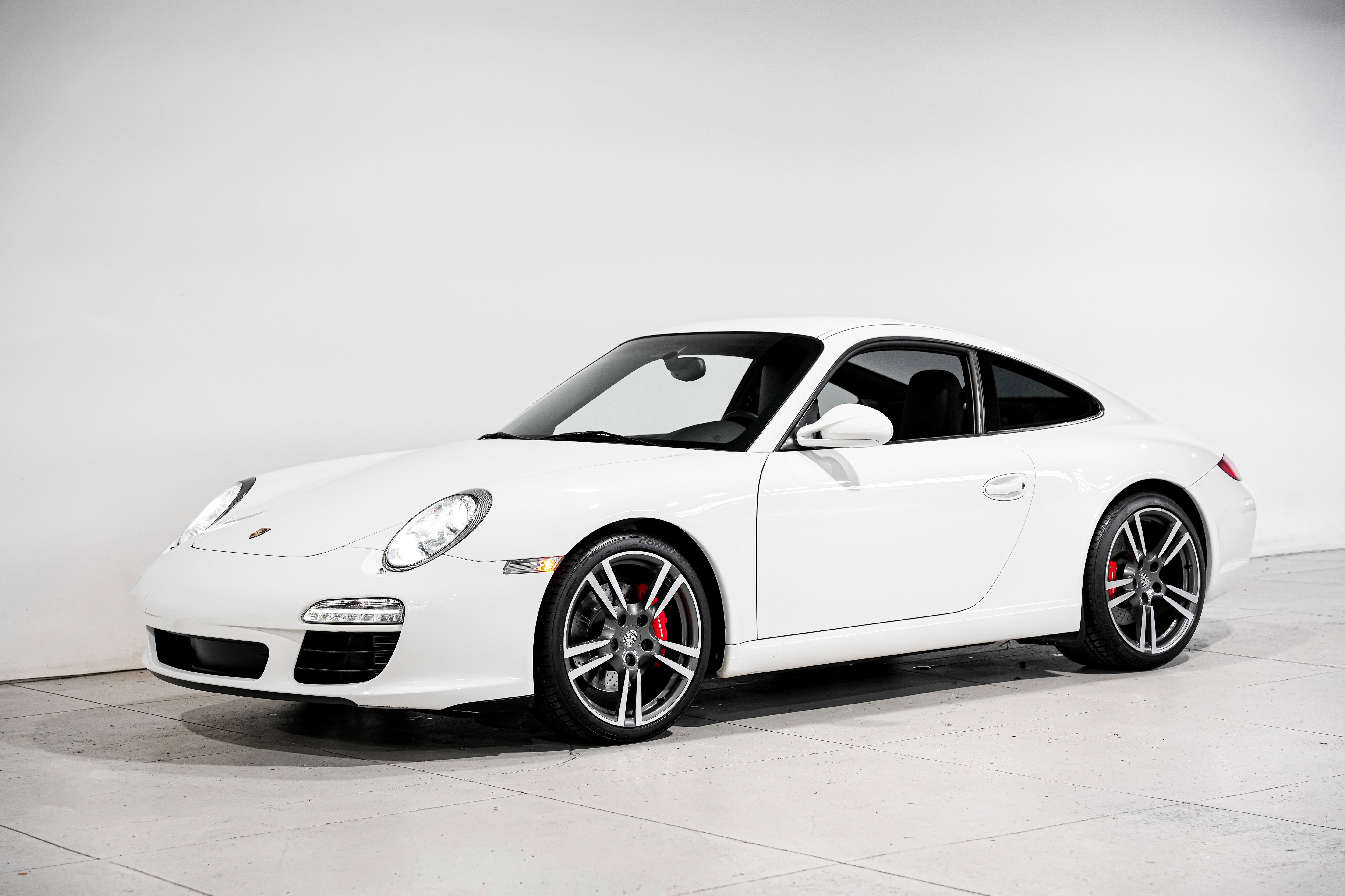 Used 2011 Porsche 911 Carrera S image 6