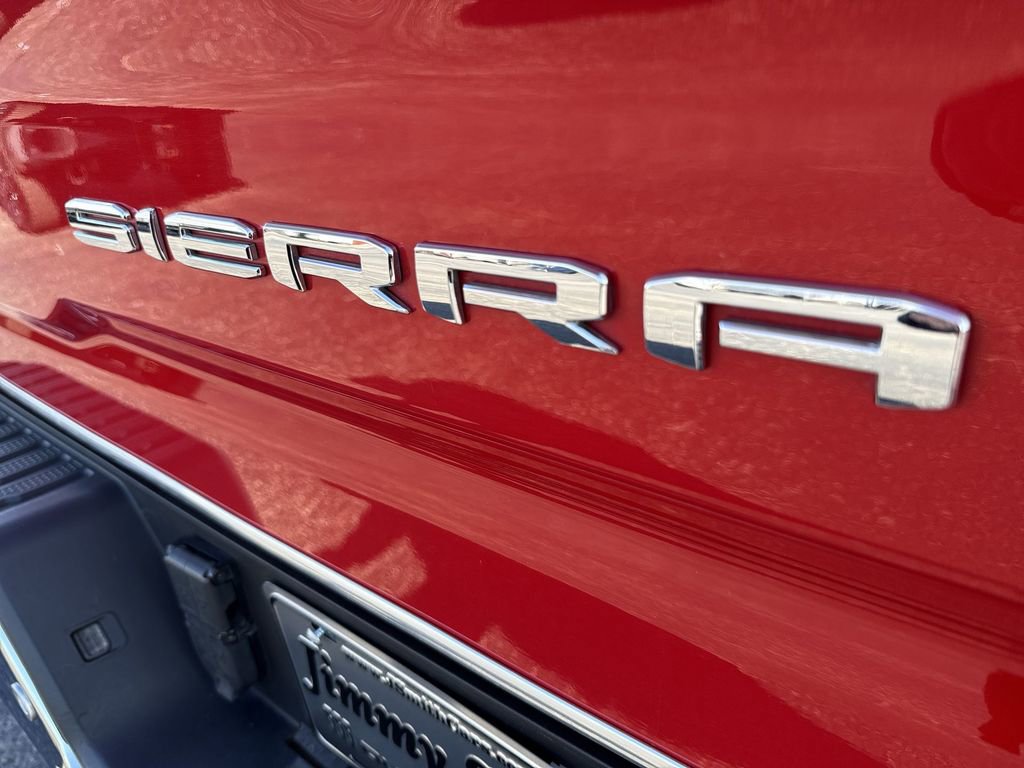 Certified 2022 GMC Sierra 2500 SLT w/ SLT Preferred Package image 39