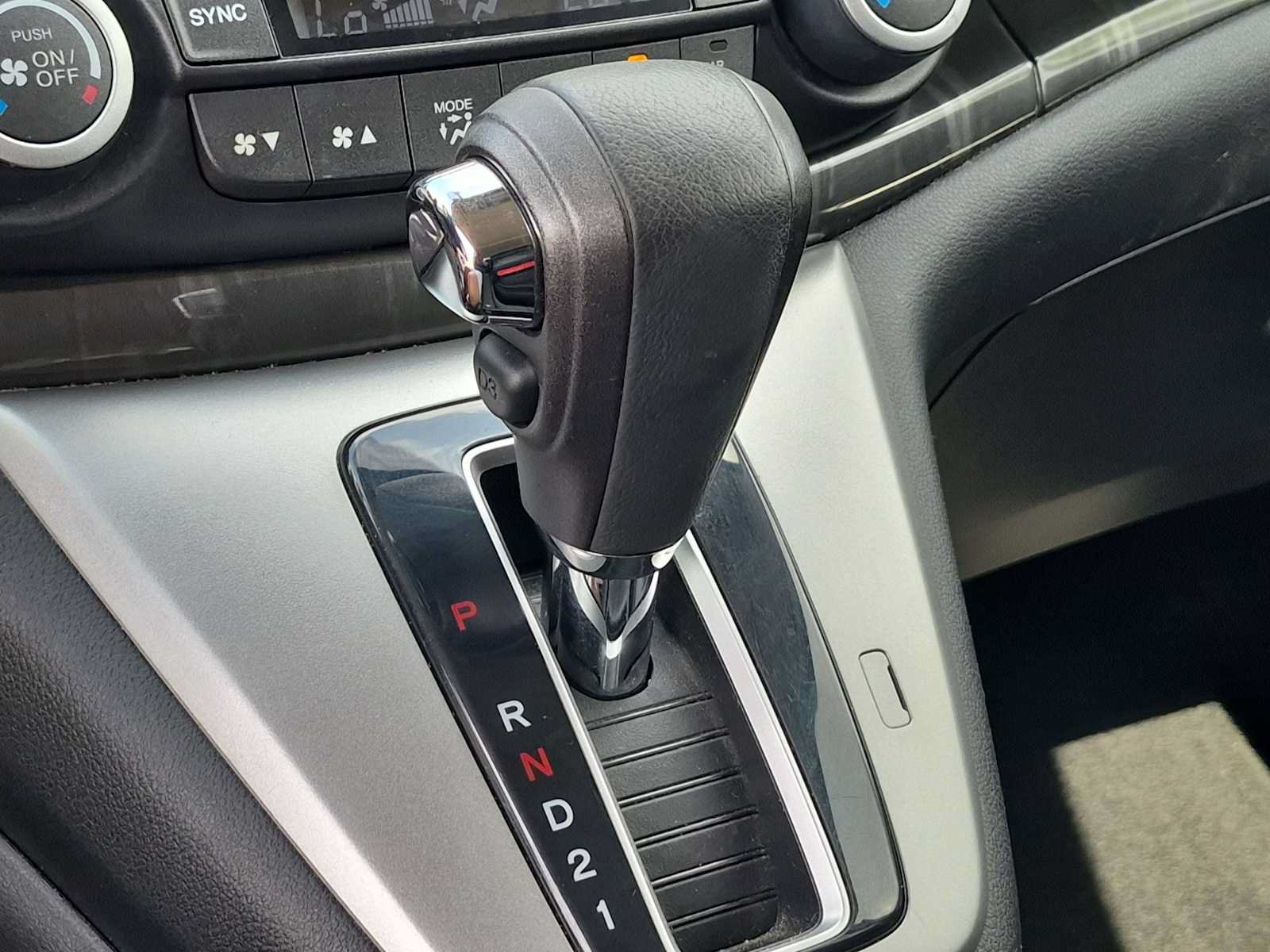 Used 2012 Honda CR-V EX-L image 34