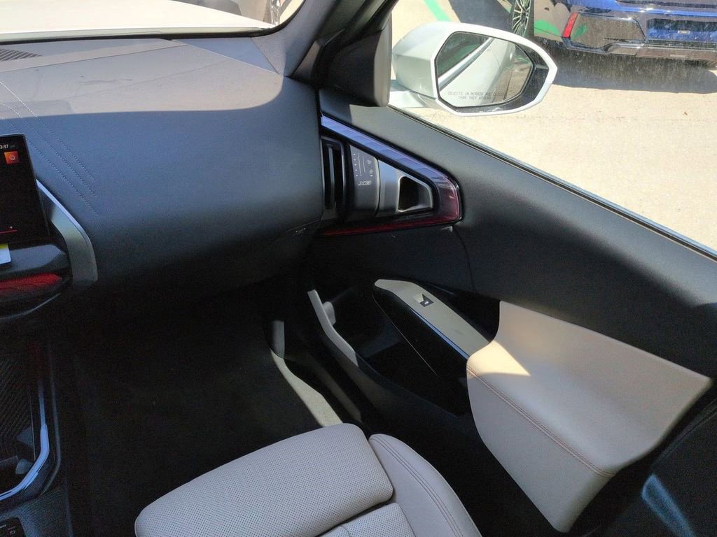 New 2026 BMW X3 xDrive30 w/ Premium Package image 17