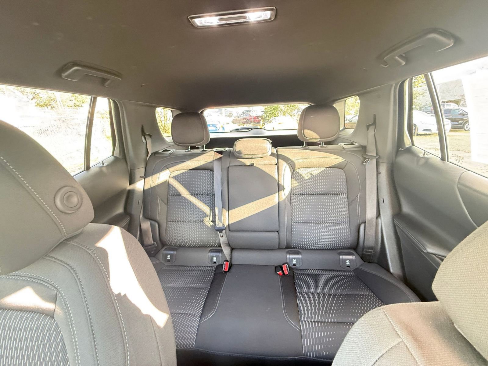 Used 2025 Chevrolet Equinox LT image 38