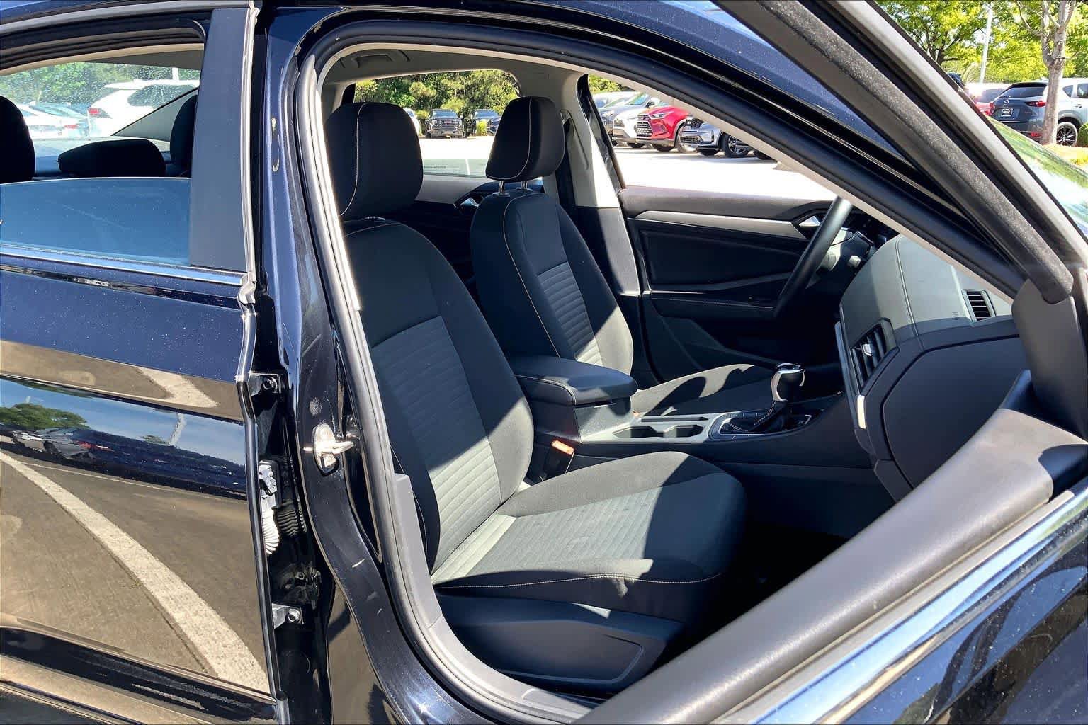 Used 2024 Volkswagen Jetta S FWD image 9