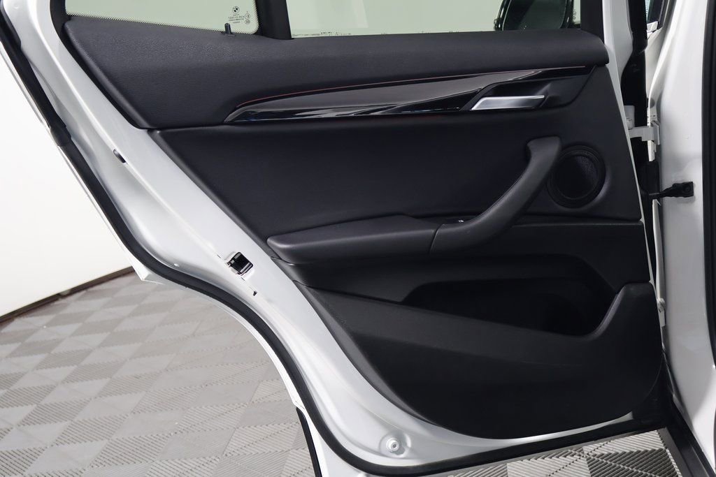 Used 2022 BMW X2 sDrive28i w/ Convenience Package image 13