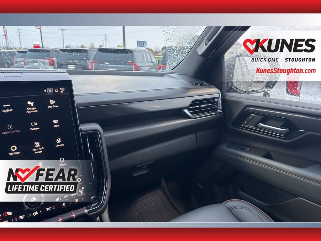 Used 2025 GMC Yukon AT4 image 43