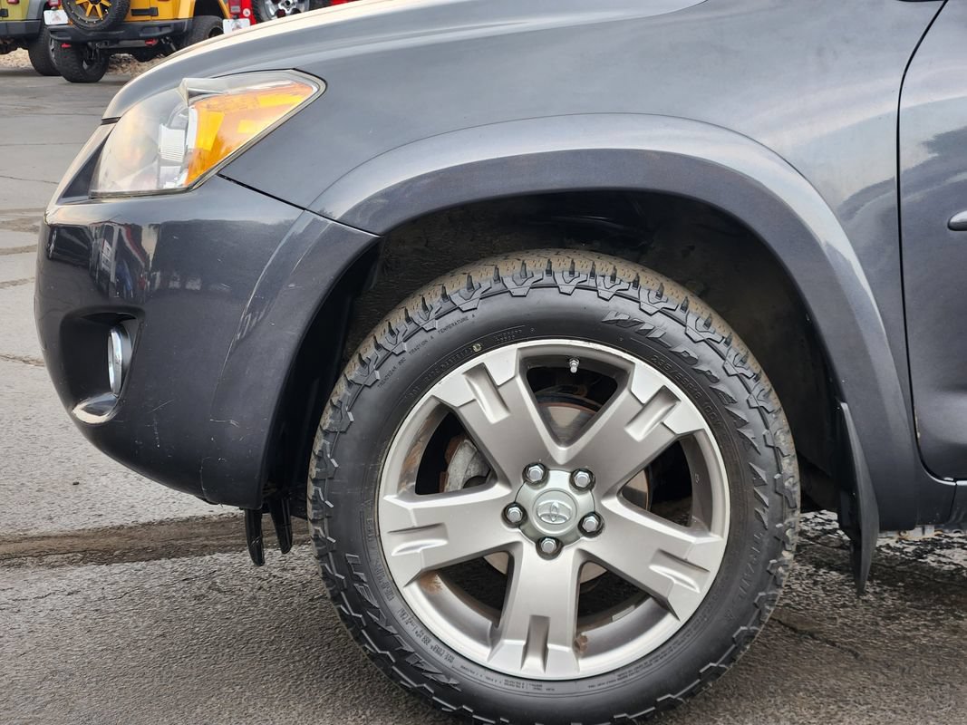 Used 2010 Toyota RAV4 Sport AWD/4WD image 11