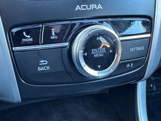 Used 2018 Acura TLX image 16