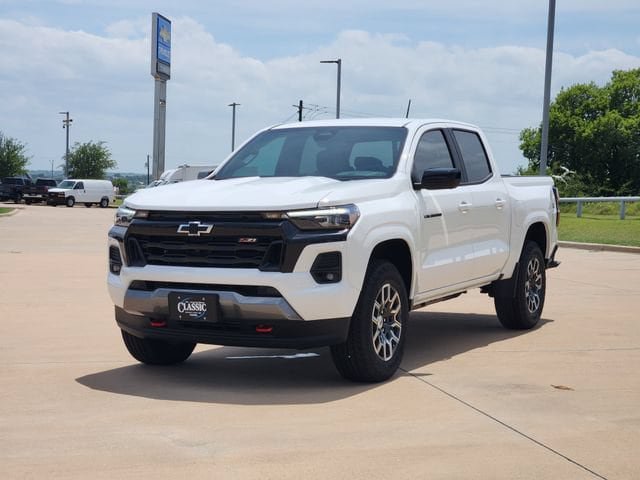 New 2026 Chevrolet Colorado Z71 w/ Technology Package AWD/4WD image 3