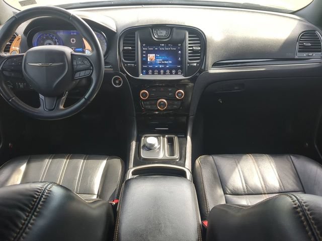 Used 2017 Chrysler 300 S w/ S Model Appearance Package RWD image 13