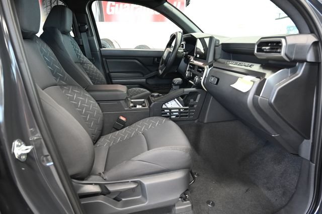 New 2026 Toyota Tacoma SR5 AWD/4WD image 12
