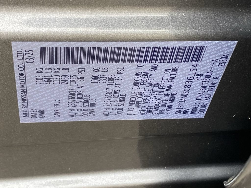 Used 2025 Nissan Rogue S FWD image 36