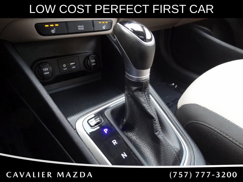 Used 2022 Hyundai Accent Limited FWD image 33