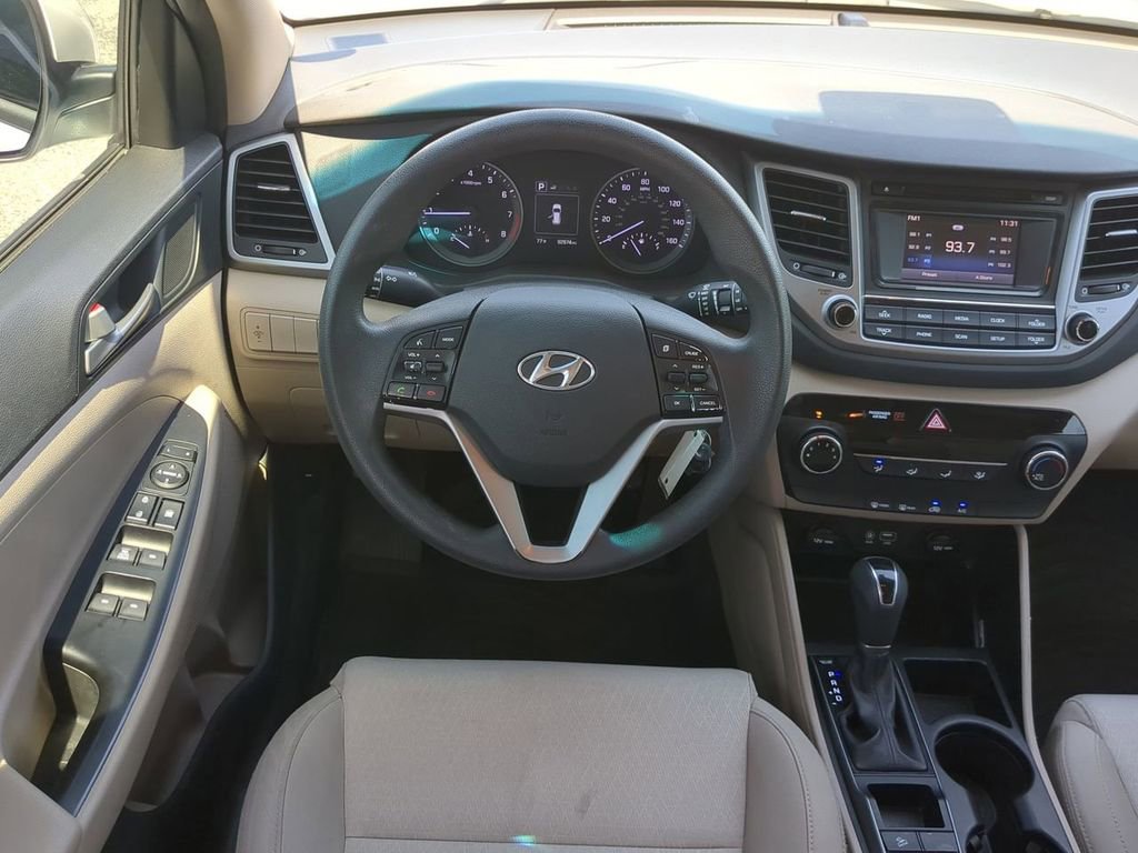 Used 2018 Hyundai Tucson SE FWD image 16