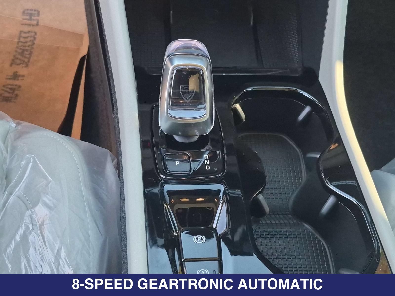 New 2026 Volvo XC40 B5 Ultra w/ Protection Package Premier AWD/4WD image 13