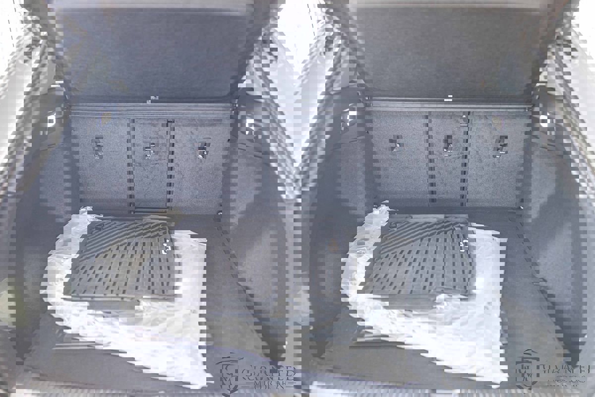 Used 2024 Audi Q4 e-tron Premium Plus w/ Premium Plus image 17