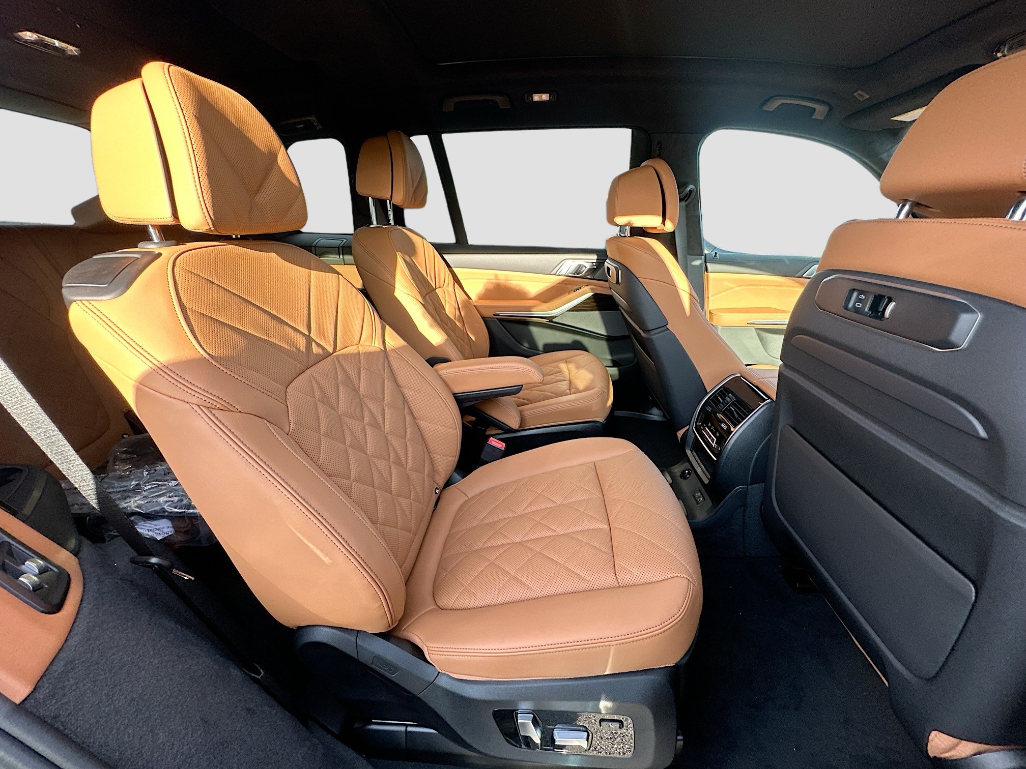 New 2027 BMW X7 xDrive40i w/ Executive Package AWD/4WD image 22
