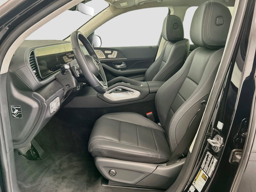 Certified 2026 Mercedes-Benz GLS 450 4MATIC image 18