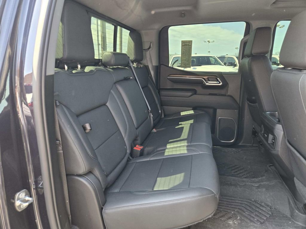 Used 2022 Chevrolet Silverado 1500 LT Trail Boss w/ LT Trail Boss Premium Package image 16