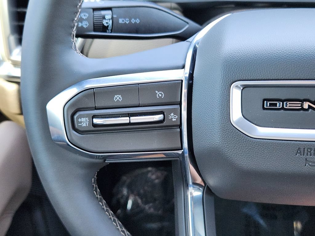 New 2026 GMC Canyon Denali w/ LPO, Black Badging Package AWD/4WD image 17