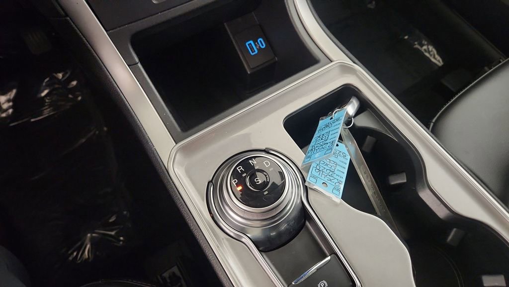 Certified 2024 Ford Edge SEL w/ Convenience Package image 27