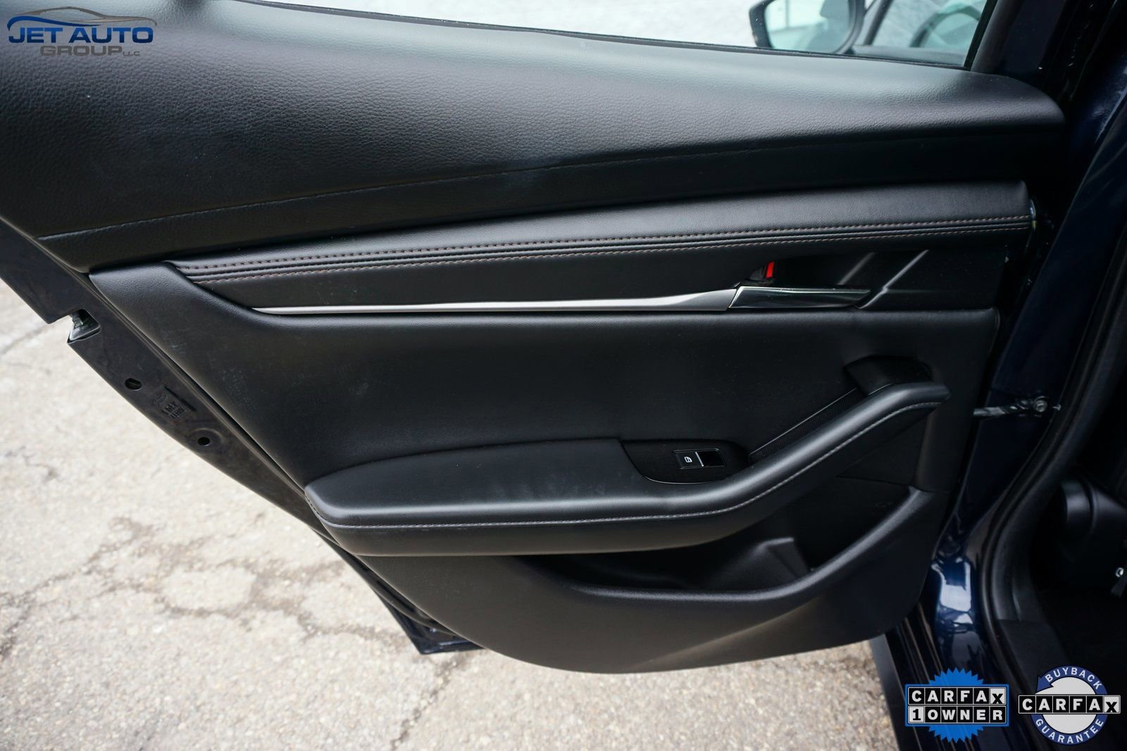 Used 2025 MAZDA MAZDA3 s image 18