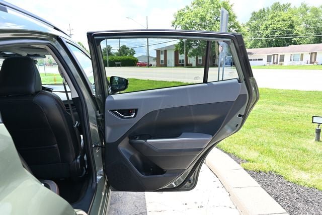 Used 2025 Subaru Crosstrek 2.5i Limited AWD/4WD image 20