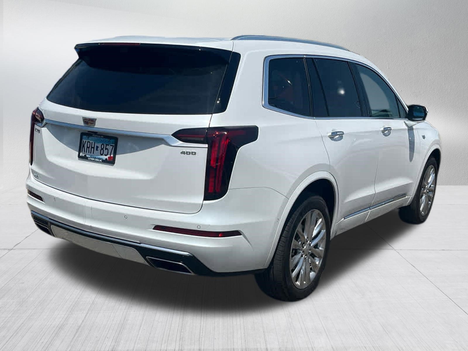 Used 2023 Cadillac XT6 Premium Luxury w/ Technology Package AWD/4WD image 6
