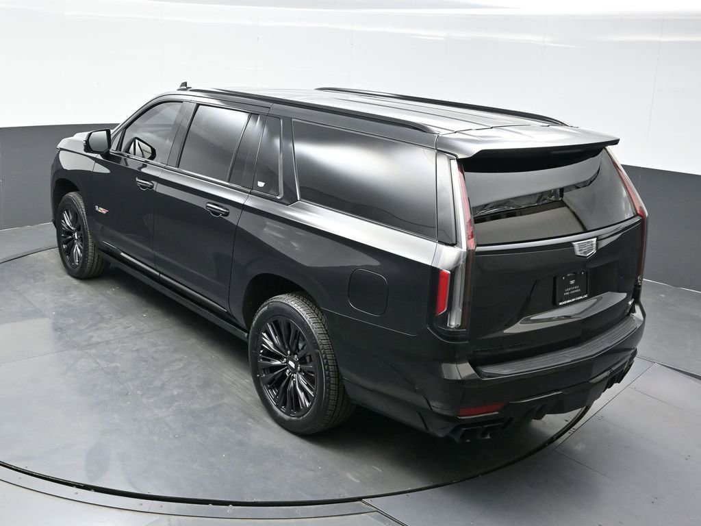Certified 2024 Cadillac Escalade ESV V w/ LPO, ONYX Package image 31